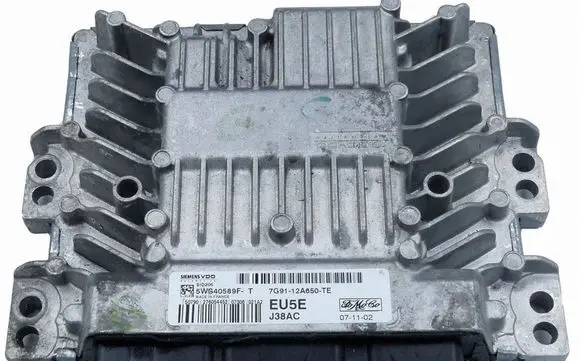 Ford Focus Engine control unit/module 7G9112A650TE