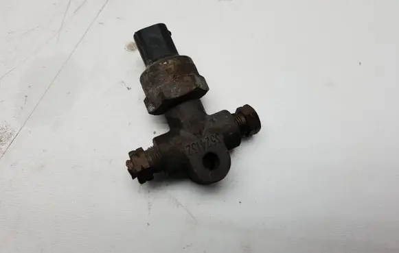Volvo XC90 Brake power pressure regulator 3524132