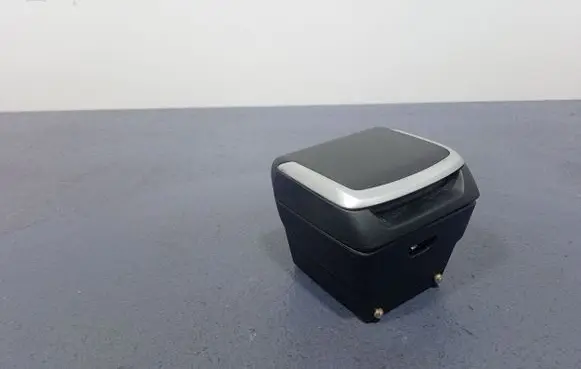 BMW 7 F01 F02 F03 F04 Glove box