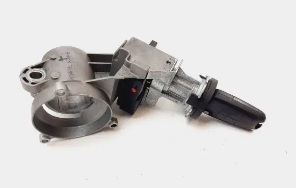 Opel Corsa D Ignition lock 56155D 55703083