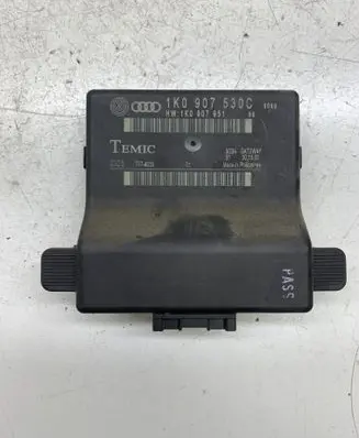 Volkswagen Golf V Gateway control module 1K0907530C 1K0907951