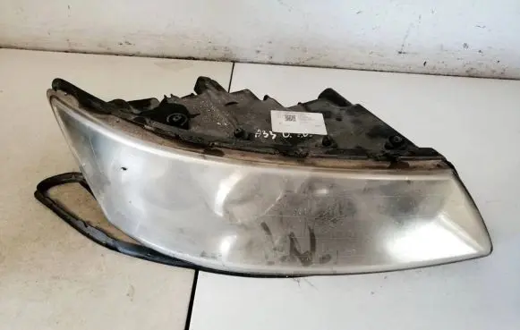 Hyundai Sonata Headlight/headlamp