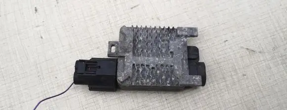 Ford Focus Coolant fan relay 940002906