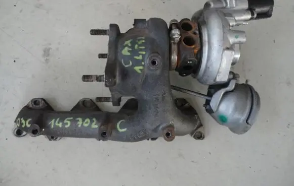 Volkswagen Golf VI Turbo 03C145702C