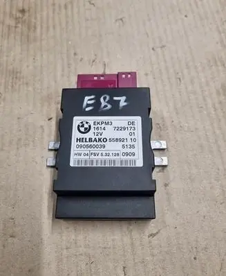 BMW 1 E81 E87 Fuel pump relay 