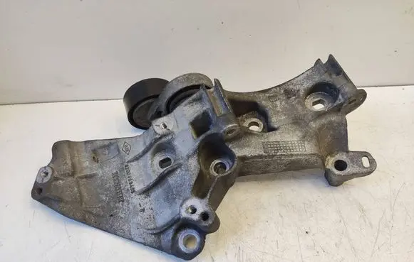 Renault Scenic III - Grand scenic III Generator/alternator bracket 8200669495