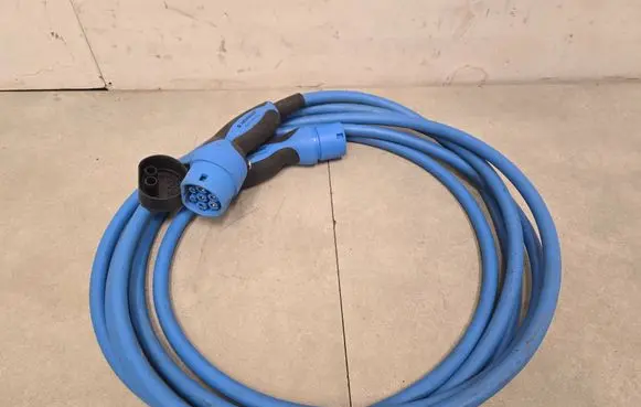 Jaguar I-Pace Electric car charging cable LRD19C2248 1531542