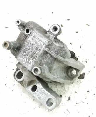 Volkswagen Golf Plus Engine mount bracket 1K0199262