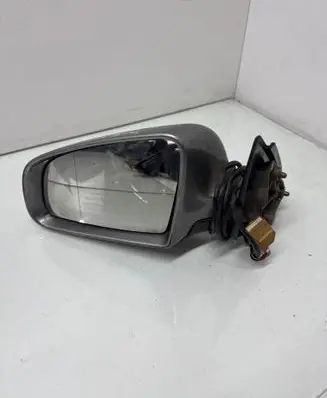 Audi A4 S4 B6 8E 8H Front door electric wing mirror 50009