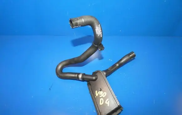 Volvo S90, V90 Engine coolant pipe/hose 31338297
