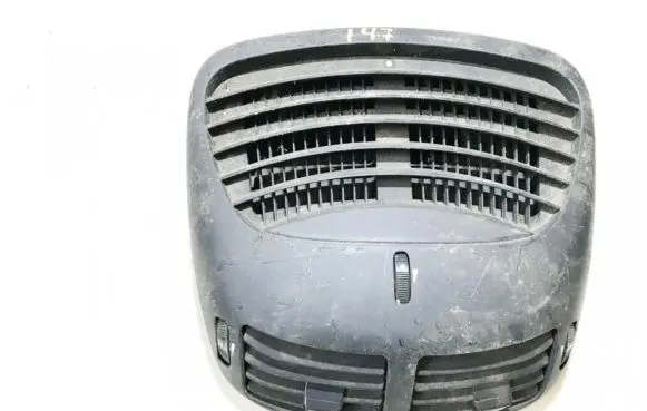Alfa Romeo 147 Dash center air vent grill