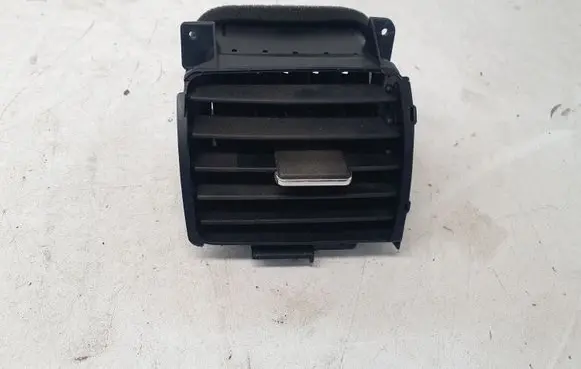 Honda CR-V Dash center air vent grill 77610SWAA0