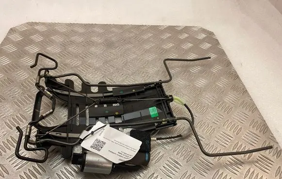 Lexus RX 450H Seat adjustment motor 7275048060