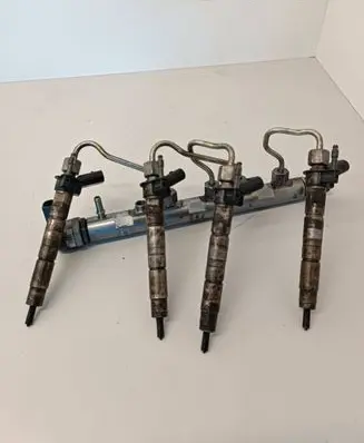 BMW 5 F10 F11 Fuel injector 7800599 B150225 85DDZ2
