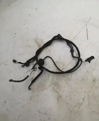 Volkswagen Touareg II Windshield washer fluid hose 7P6971204C