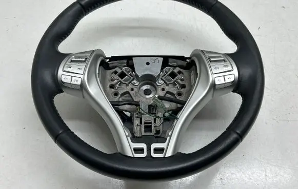 Nissan Navara D23 Steering wheel 484304KU3A 0060018653 308497699AV