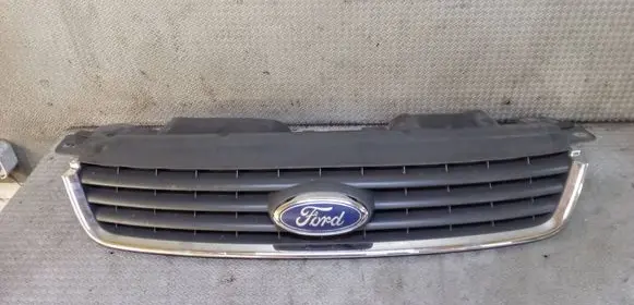 Ford Kuga I Front bumper upper radiator grill 8V41R7081A