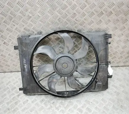 Mercedes-Benz CLA C117 X117 W117 Radiator cooling fan shroud A2465000064