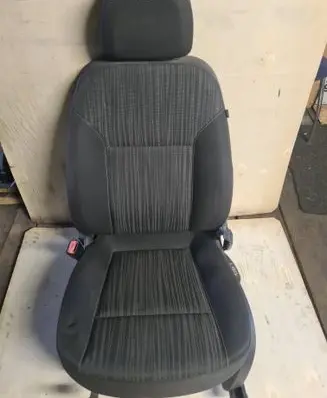 Opel Astra H Front driver seat 747159 66PRM4 0000004198
