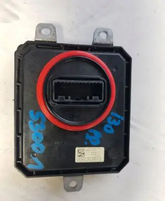 Hyundai i30 LED ballast control module 0492191000