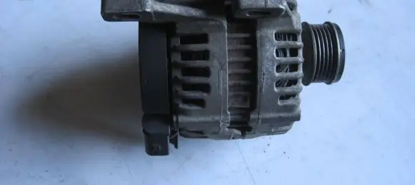 Volvo XC70 Generator/alternator 6G9N10300