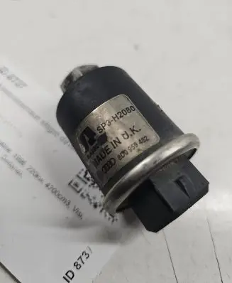 Audi A8 S8 D2 4D Air conditioning (A/C) pressure sensor 8D0959482