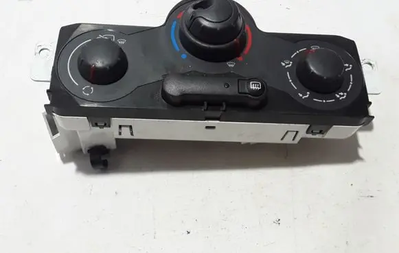 Renault Kangoo II Air conditioner control unit module 275704476R