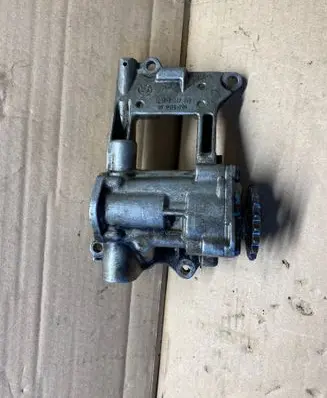 BMW 3 E46 Oil pump 11412247212 670815720