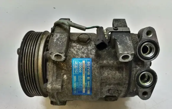 Mazda 3 I Air conditioning (A/C) compressor (pump) 3M5H19D629SB