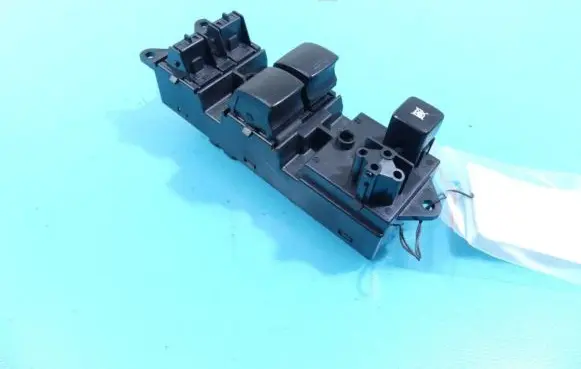 Mitsubishi Space Star Electric window control switch 8608A241 IMPRK1298606