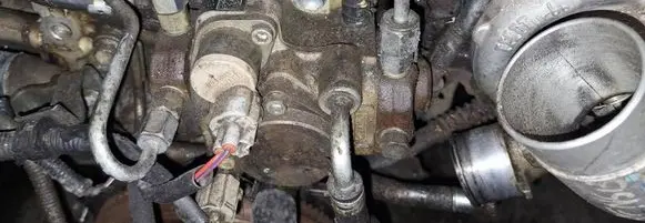 Toyota Avensis T250 Fuel injection high pressure pump 221000r020 hu2940000305