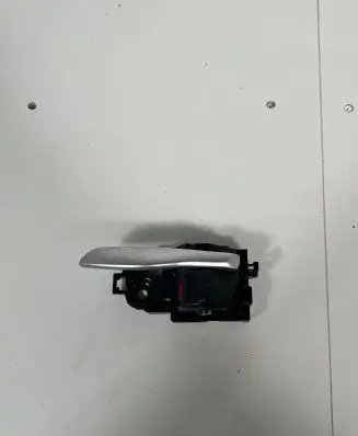Toyota C-HR I Front door interior handle