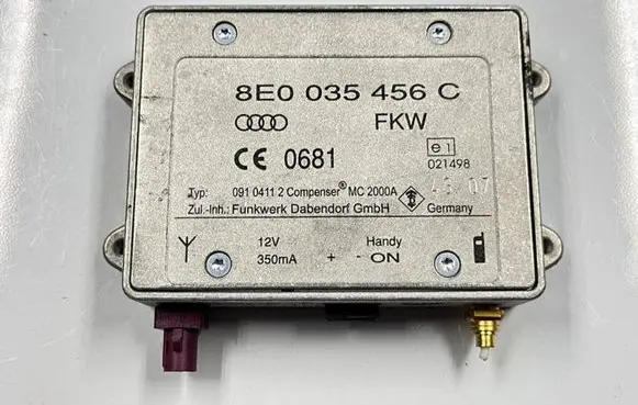 Audi A6 S6 C5 4B Antenna control unit 8E0035456C 09104112