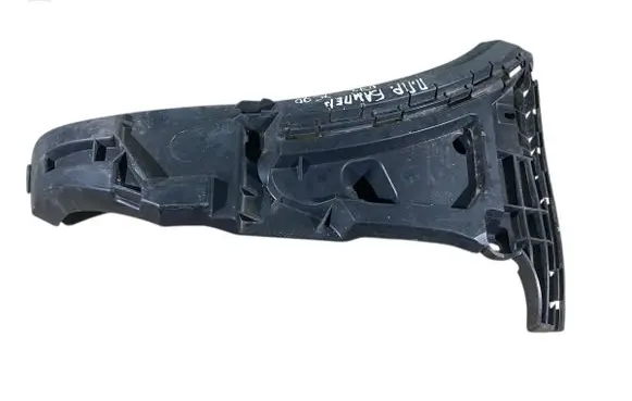 Front bumper mounting bracket