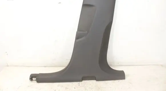 Audi A3 S3 8V (B) pillar trim (bottom)