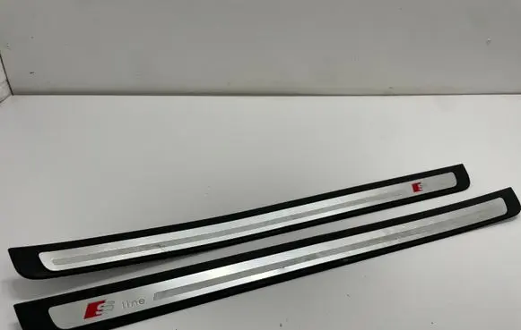 Audi A5 8T 8F Front sill trim cover 8T0853373 8T0853374
