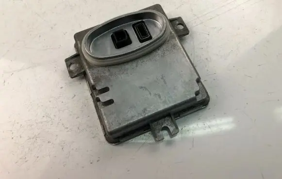 BMW 3 E90 E91 Xenon control unit/module 6261110499