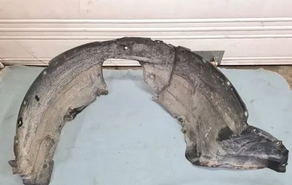 Mazda 5 Front wheel arch liner splash guards 