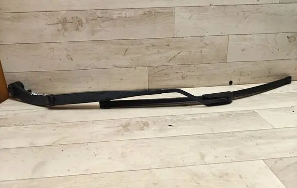 Chevrolet Cruze Front wiper blade arm 96910776