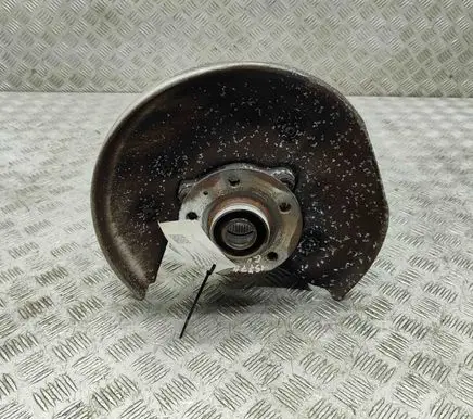 Audi A7 S7 4G Rear wheel hub 8R0505431F 8R0505435C