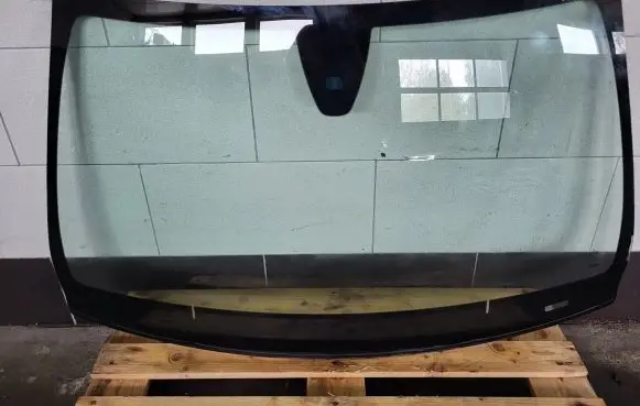Mercedes-Benz CLA C117 X117 W117 Front windscreen/windshield window 