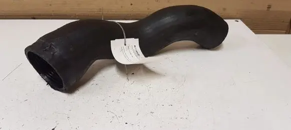 Intercooler hose/pipe