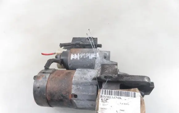 Mazda 5 Starter motor M000T90981
