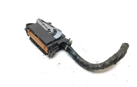 Jaguar XF X250 ABS module connector plug 
