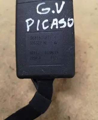 Citroen C4 Grand Picasso Middle seatbelt buckle (rear) 9681543677A 305443100
