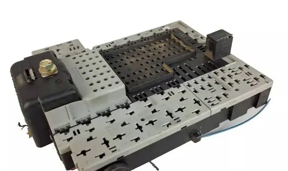 Volvo S80 Fuse box set 9441585
