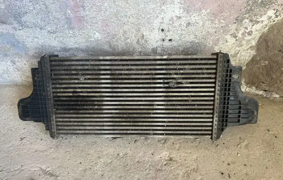 Mercedes-Benz GL X164 Intercooler radiator A1645000000