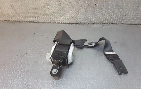 Honda Accord Middle seatbelt (rear) 