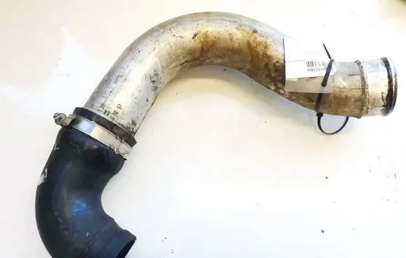 BMW 5 E39 Intercooler hose/pipe