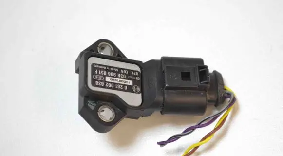 Audi A3 S3 8V Air pressure sensor 0281002838